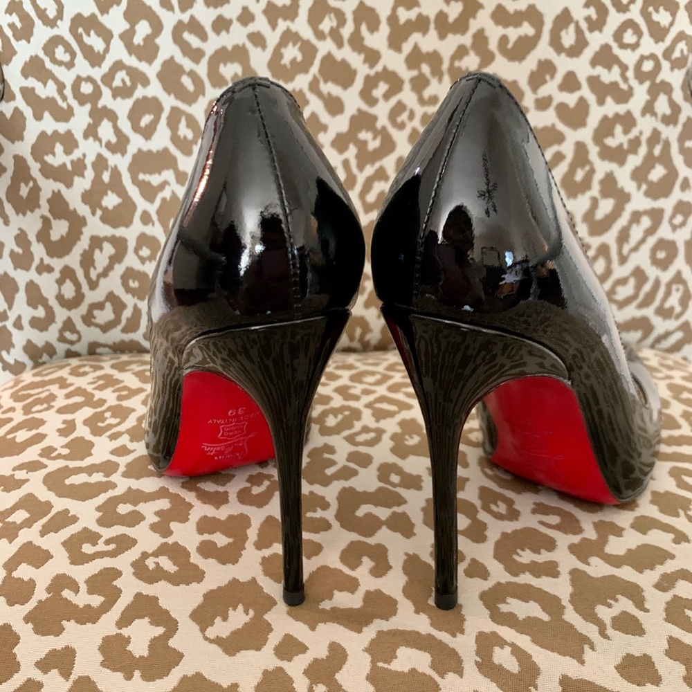 Red bottom shoes🥰